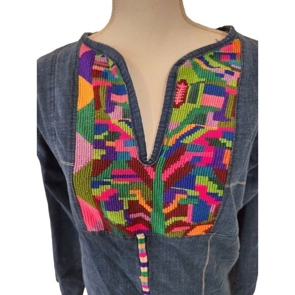 Peruvian Embroidered Demin Blue Tunic Long Sleeve Pullover Blouse M Shirt Boho - Picture 2 of 4